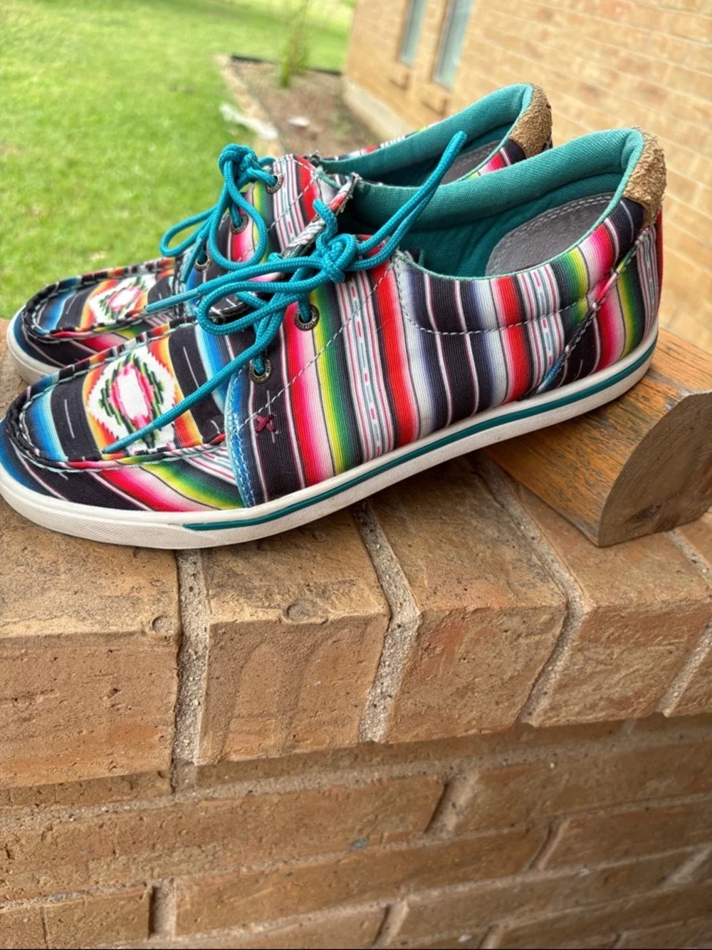 Hooey Multicolor Striped Canvas Lace-Up Sneakers with Teal Trim